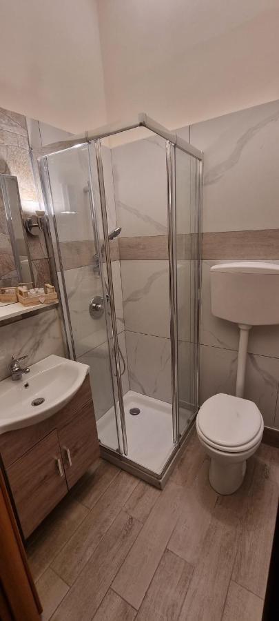 Keira House Napoli Hotel Eksteriør billede